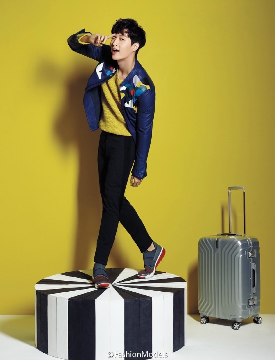 LAY《L'Officiel Hommes》中國版畫報 LAY《L'Officiel Hommes》中國版畫報