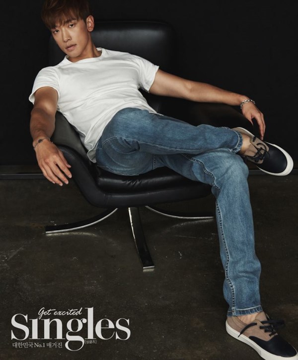 Rain Singles 畫報
