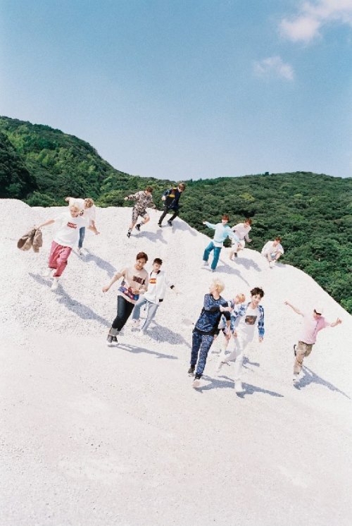 SEVENTEEN