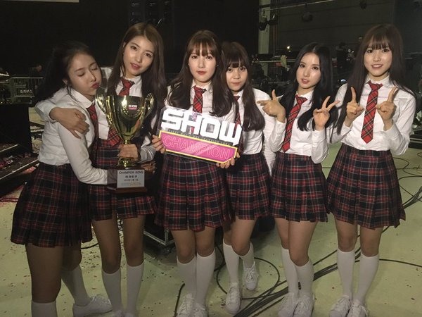 GFRIEND《Show Champion》一位認證照