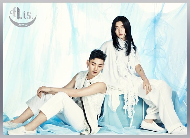 Baekho、REN《Q is.》概念照 Baekho、REN《Q is.》概念照
