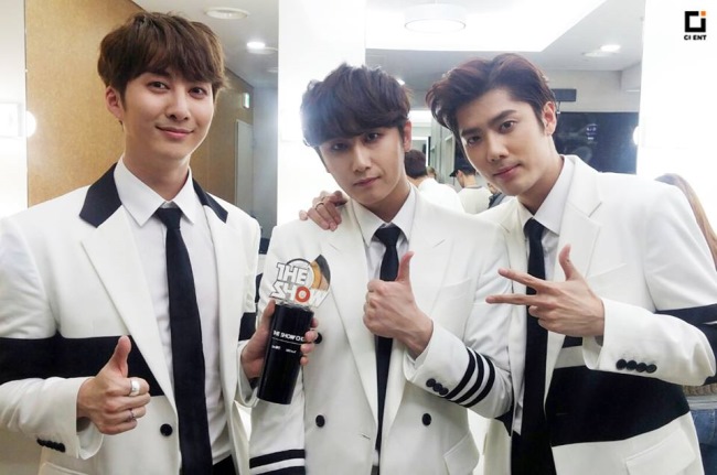 Double S 301《THE SHOW》一位認證照