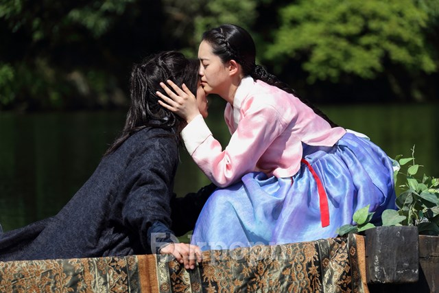 俞勝豪、高雅拉《朝鮮魔術師》劇照