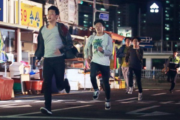 Jisoo、Su Ho、柳俊烈、金喜贊《Glory Day》劇照