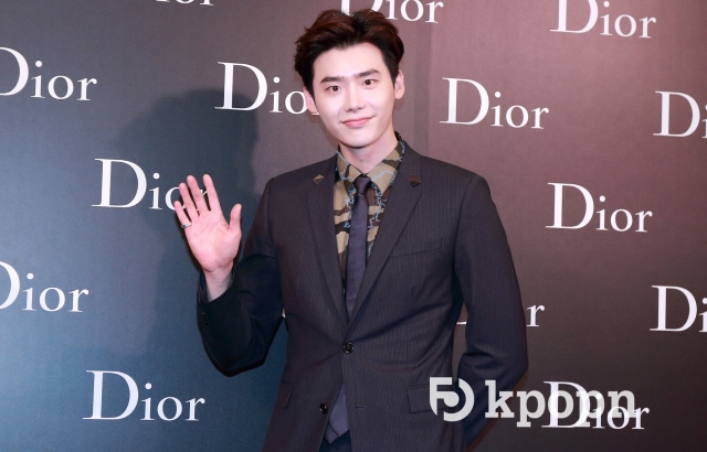 李鍾碩出席 Dior Homme 微風信義店開幕活動