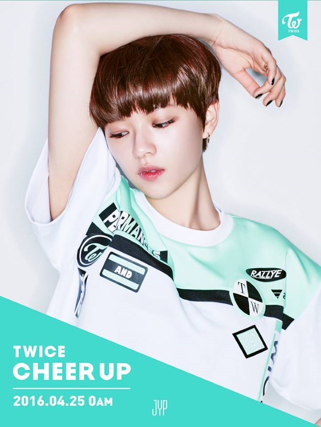 定延《CHEER UP》概念照 (來源：JYP@FB)