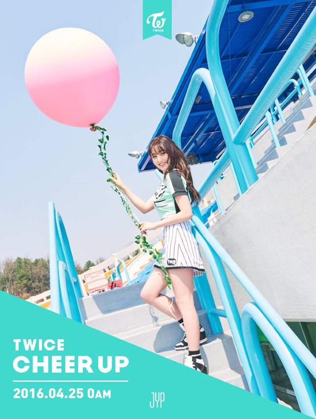 志效《CHEER UP》概念照