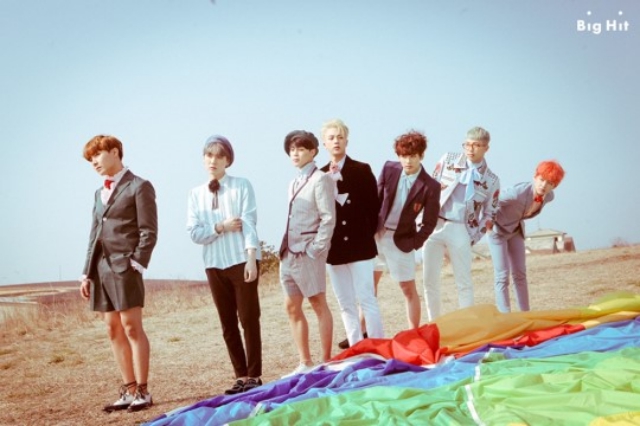 BTS 防彈少年團《花樣年華 Young Forever》花絮照 (來源:Naver Starcast)
