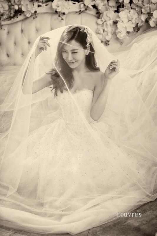 金廷恩 婚紗照