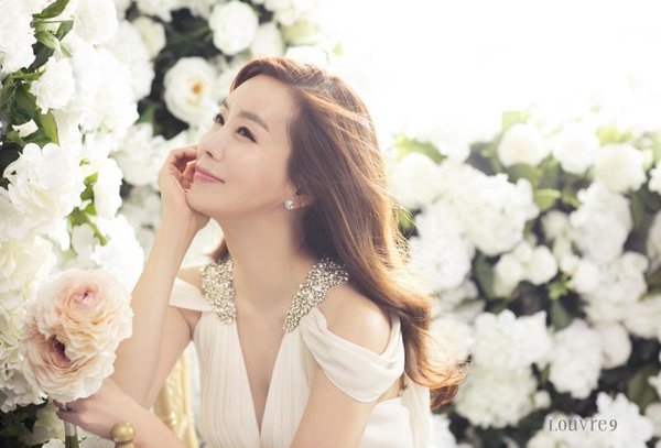 金廷恩 婚紗照