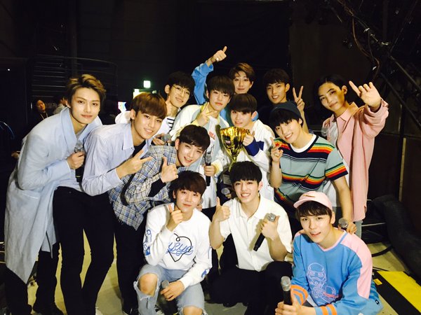 SEVENTEEN《Show Champion》一位