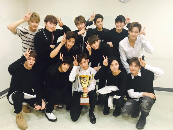 SEVENTEEN《Show Champion》一位