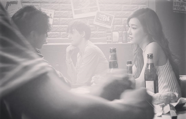 (縮圖)Tiffany《HEART BREAK HOTEL》宣傳照(來源：Tiffany@Instagram)