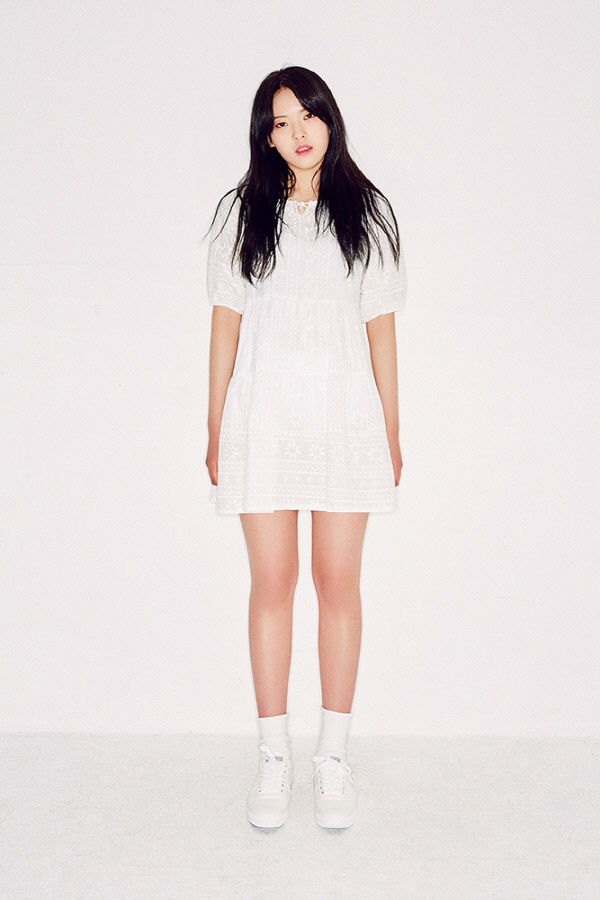 Kang Si Hyun 宣傳照(來源：Star Empire Ent.)