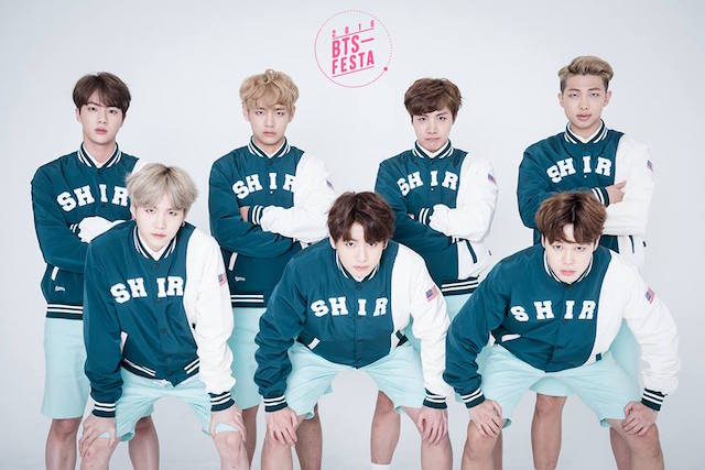 BTS 防彈少年團 @ 全家福