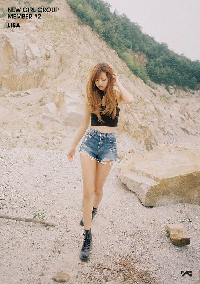 YG 新女團成員:LISA(來源:YG Entertainment@Facebook)