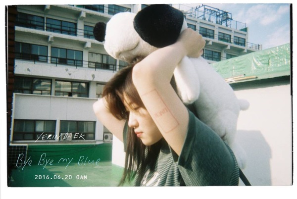 白藝潾《Bye bye my blue》概念照