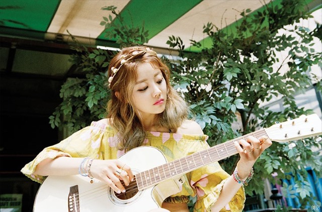 Ye In《COLOR》Festival ver. 概念照