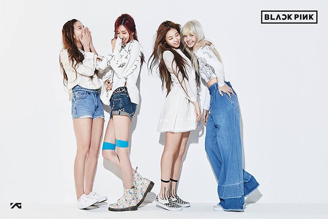 BLACKPINK 團體概念照(來源：YG-Family@Facebook)