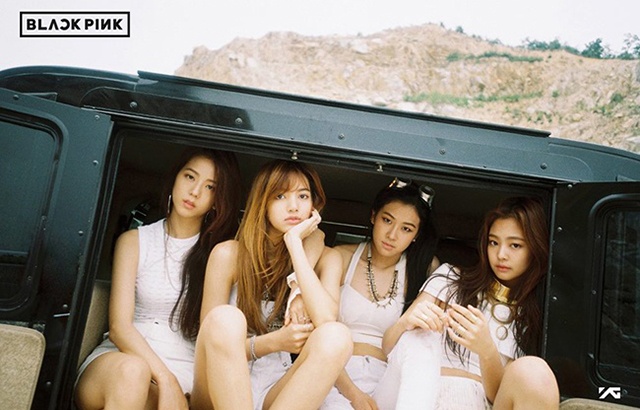 (縮圖)BLACKPINK 團體概念照(來源：YG-Family@Facebook)