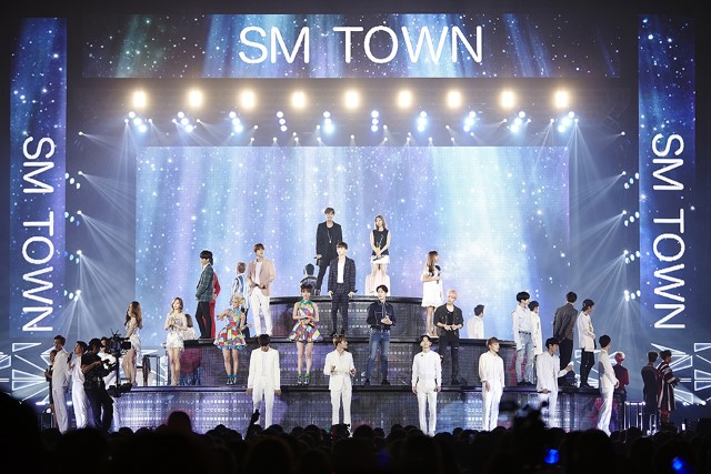 大阪 SMTOWN LIVE TOUR V 演出現場