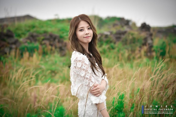 Juniel《Pisces》概念照 (來源：Juniel @FB)