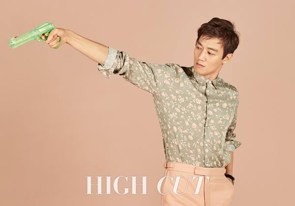 金來沅《HIGH CUT》畫報
