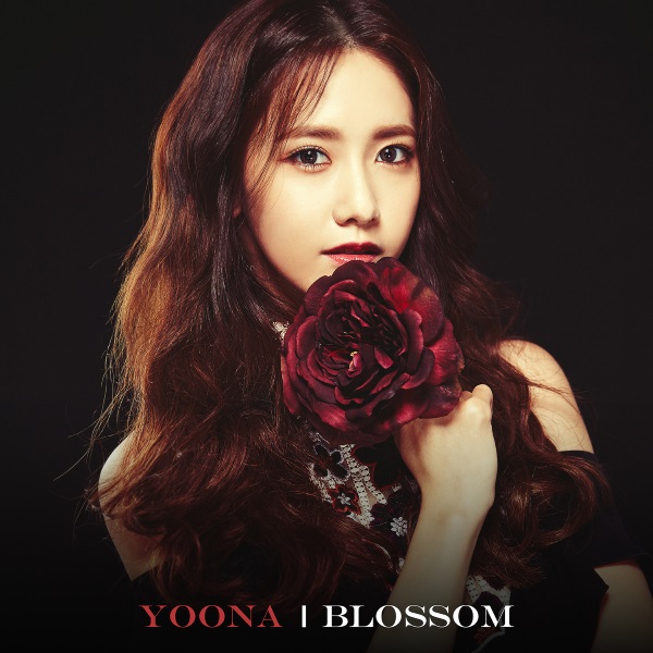 潤娥《Blossom》封面