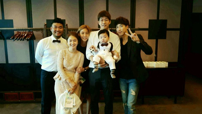 UIE、Yoon Sang Min、李相侖(來源：Yoon Sang Min@Facebook)