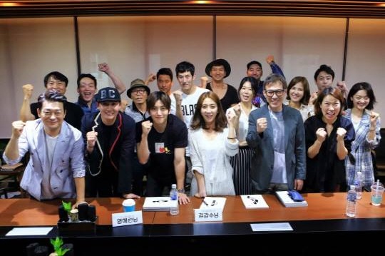《THE K2》劇本練習照(來源：tvN)