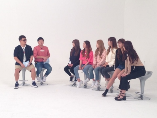 Defconn、鄭亨敦、A Pink《Weekly Idol》錄製認證照
