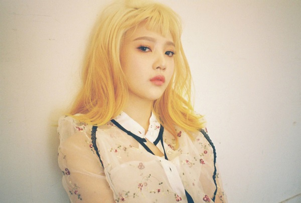 JOY《Russian Roulette》概念照