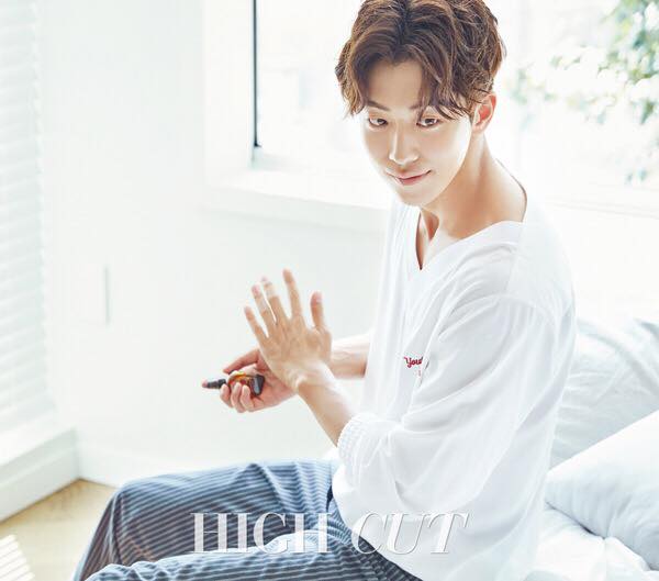 南柱赫《HIGH CUT》畫報