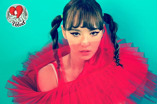 Wendy《Russian Roulette》概念照(來源：Red Velvet 官方網站)
