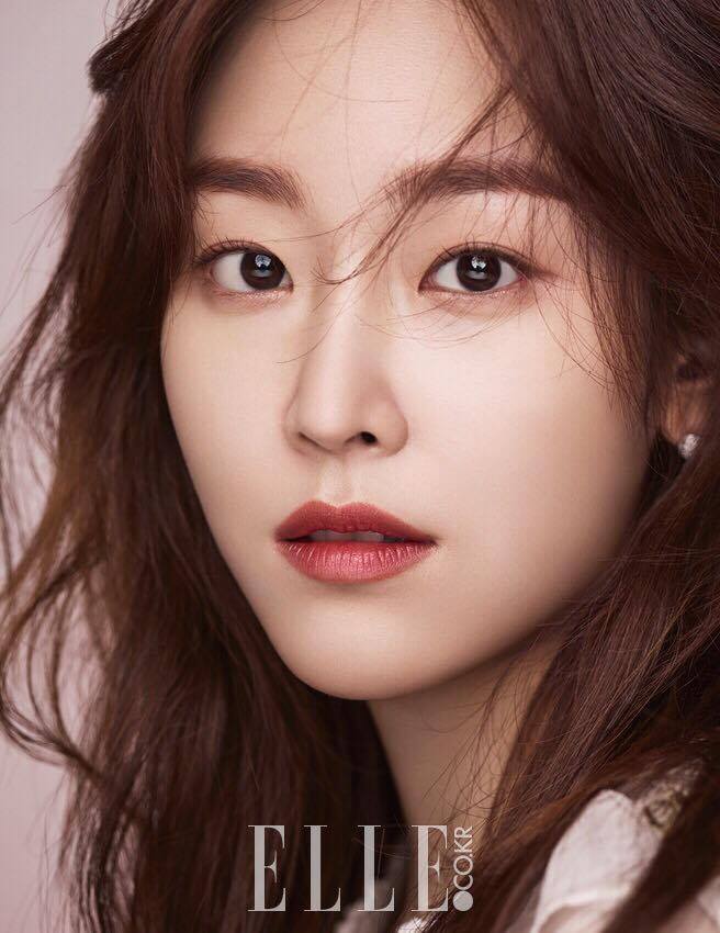 徐玄振《ELLE》