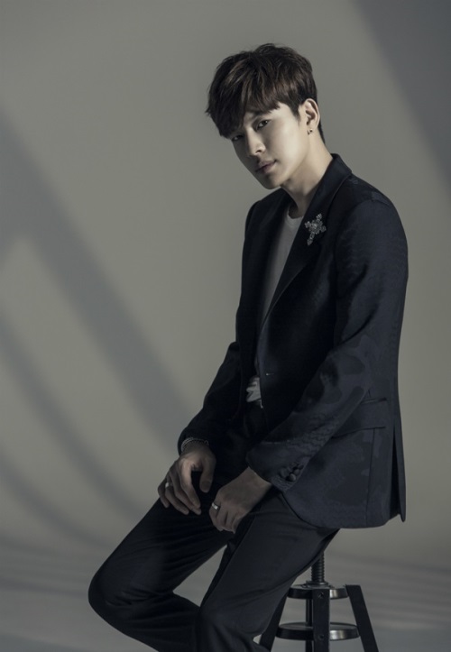 SE7EN