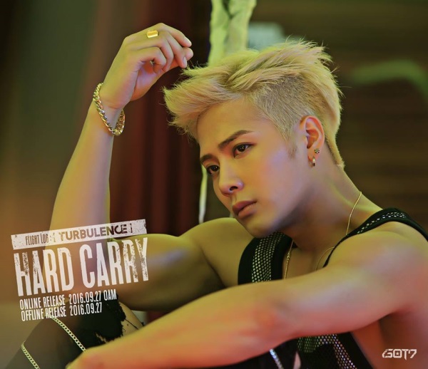 Jackson《FLIGHT LOG：TURBULENCE》概念照