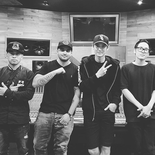 Chan Yeol、Far East Movement(來源：Chan Yeol@Insagram)