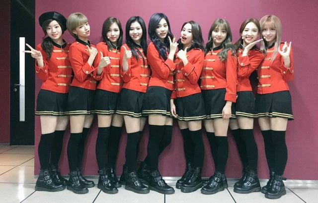 TWICE 將於10月24日回歸