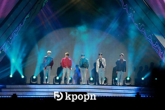 SHINee