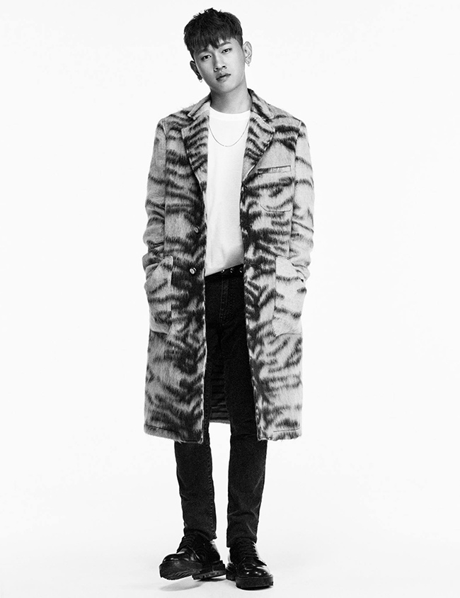 Crush《woderlust》概念照(來源：Crush@Facebook)