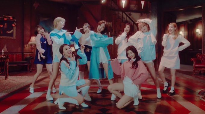 TWICE《TT》第二波預告 MV 預告截圖