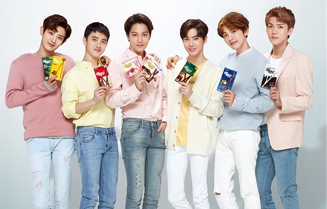 (縮圖)EXO Pepero 代言照(來源：樂天製菓)