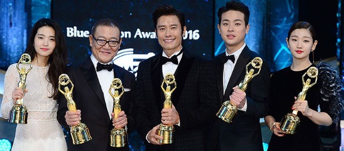 《第37屆青龍獎》主要得獎者 (來源：體育朝鮮)