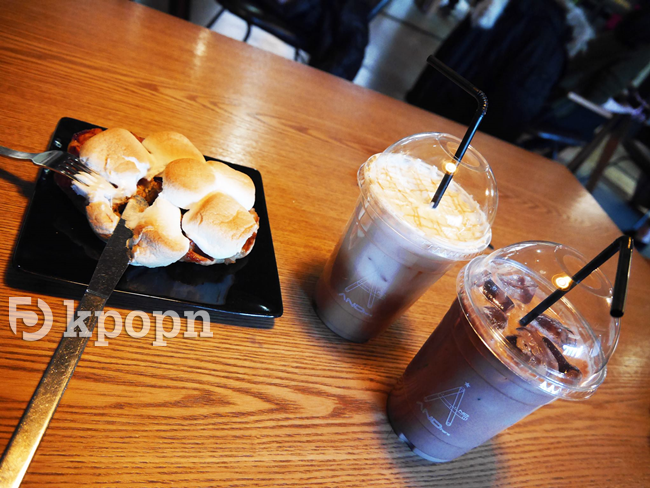 AND.here 餐點