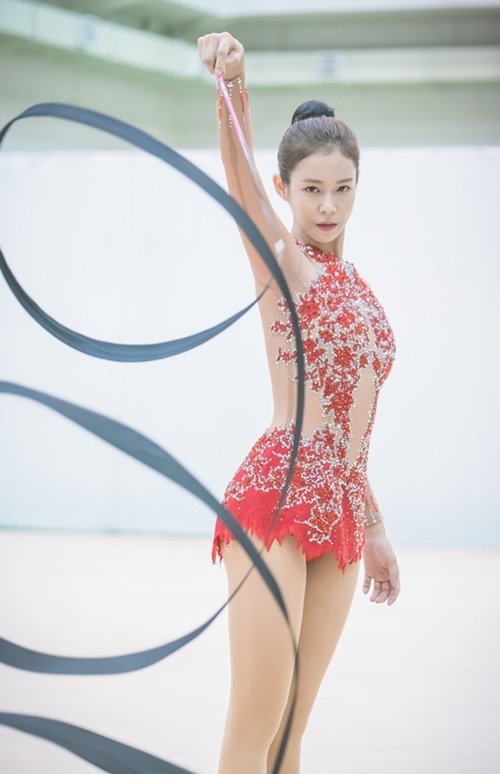 景收真《舉重妖精金福珠》