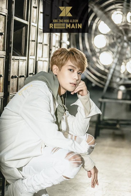 KNK 概念照：Hee Jun