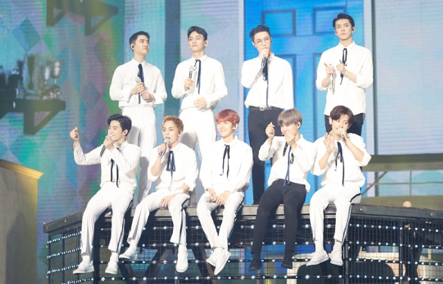 (縮圖) EXO (來源：EXO@Vyrl)