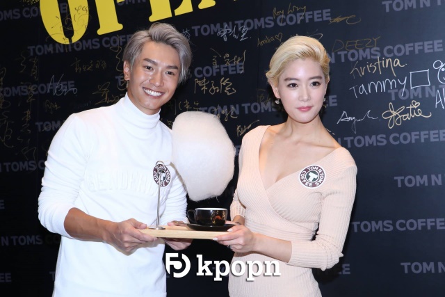 Clara 香港 TOM N TOMS COFFEE 開幕