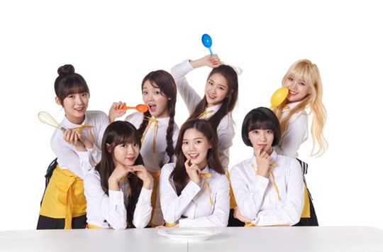 Oh My Girl @ NENE 炸雞代言照